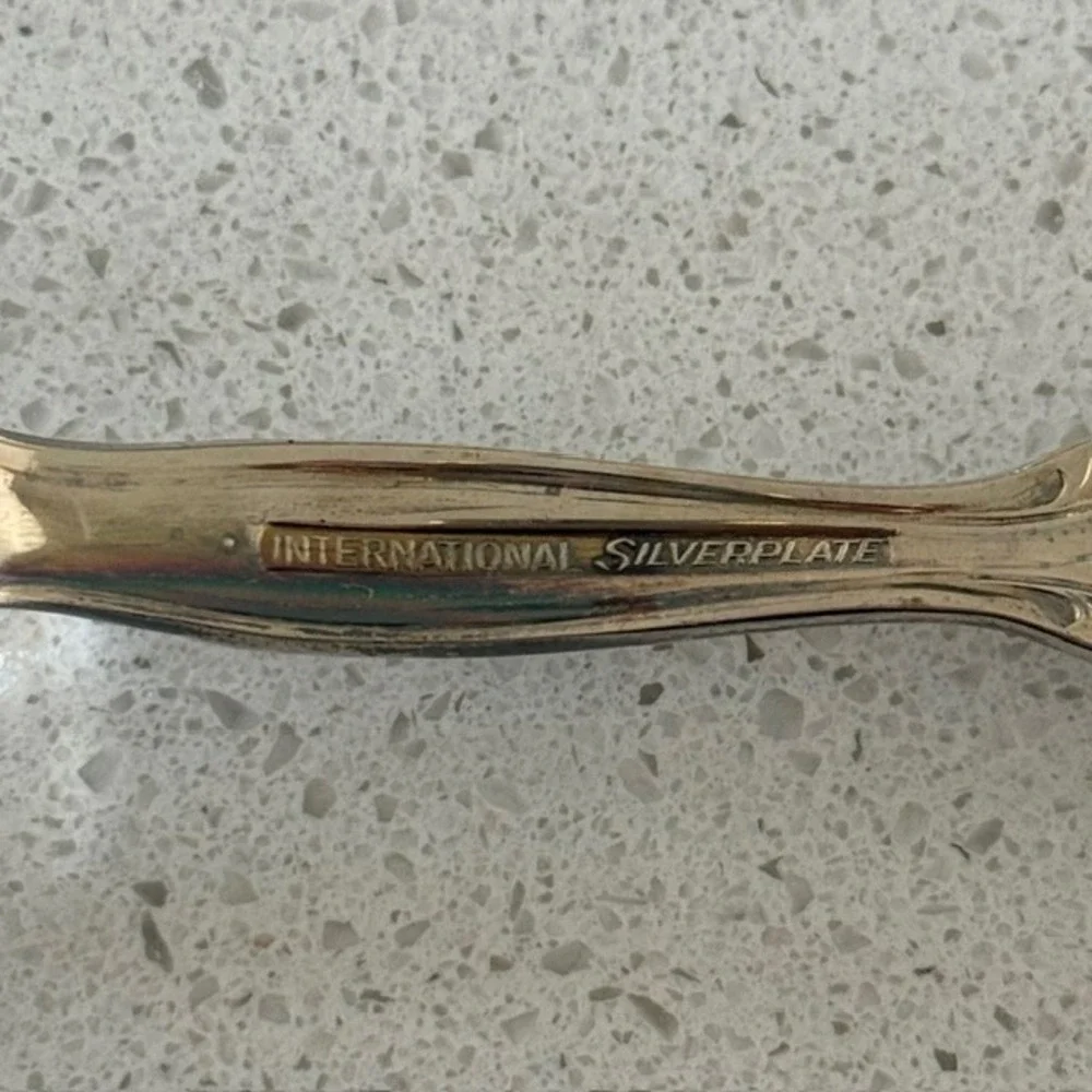 International Silver Serving Set 9